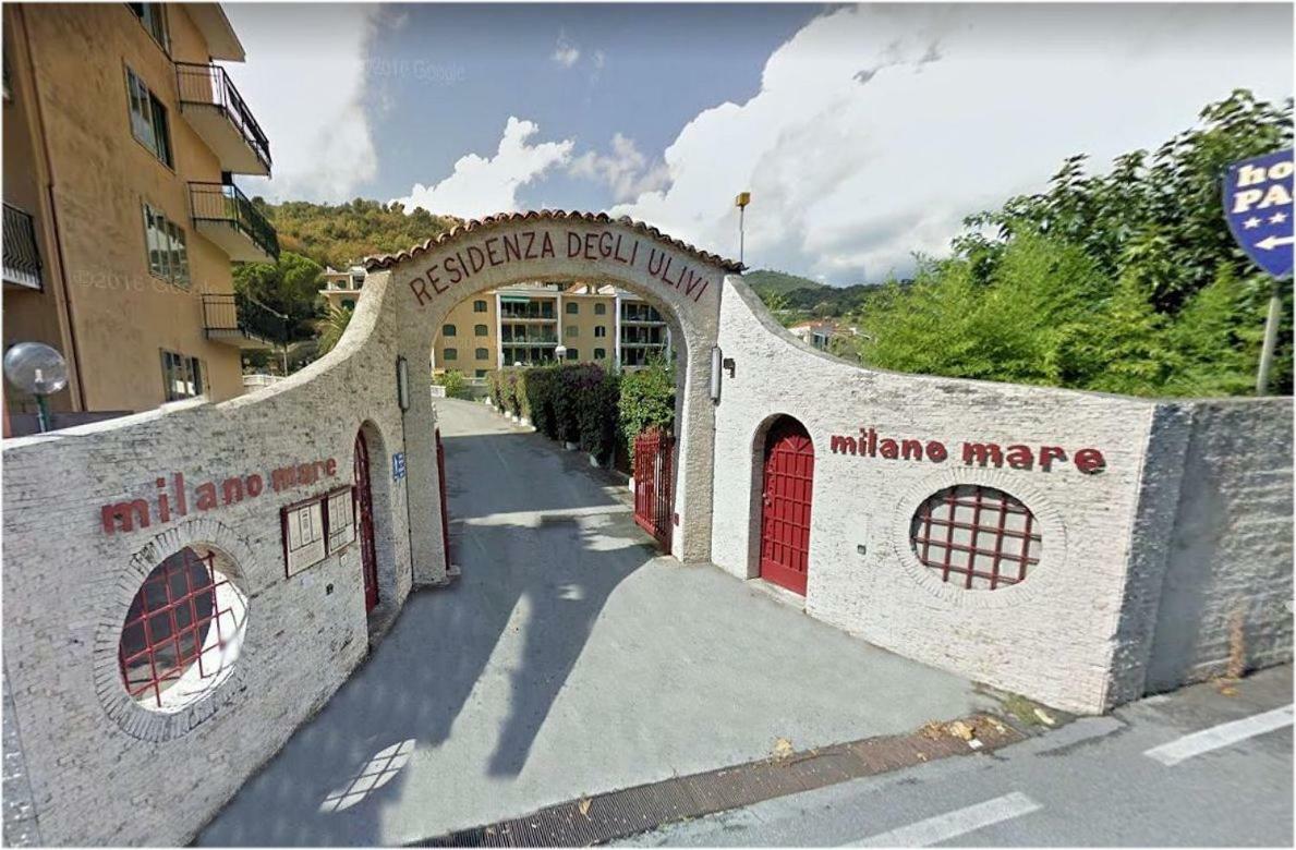 Milanomare Apartment Pietra Ligure Bagian luar foto