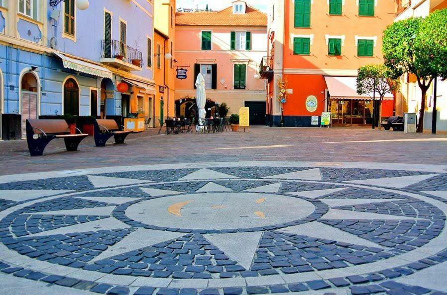 Milanomare Apartment Pietra Ligure Bagian luar foto